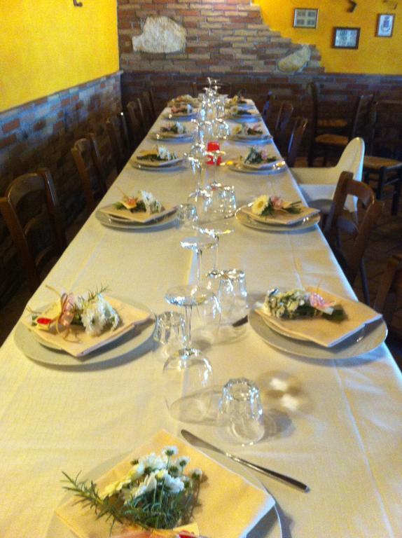 Albergo Trattoria Dazze Marcheno Екстер'єр фото